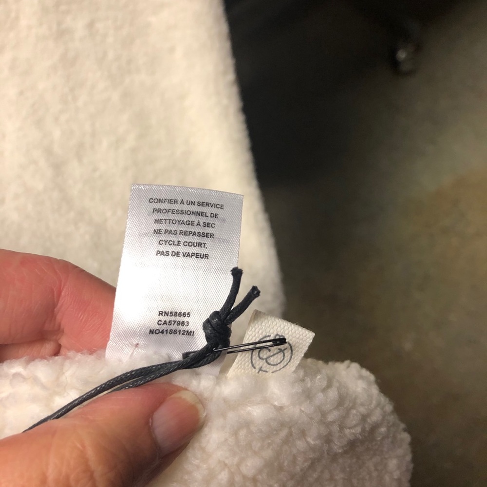 Faux Shearling Stole/scarf - Picture 16 of 16